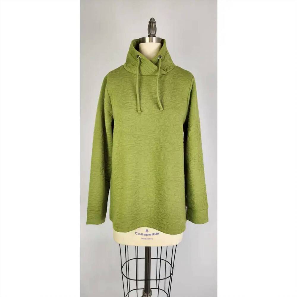 NEW DANTELLE APPAREL women's apple pullover sweater in green